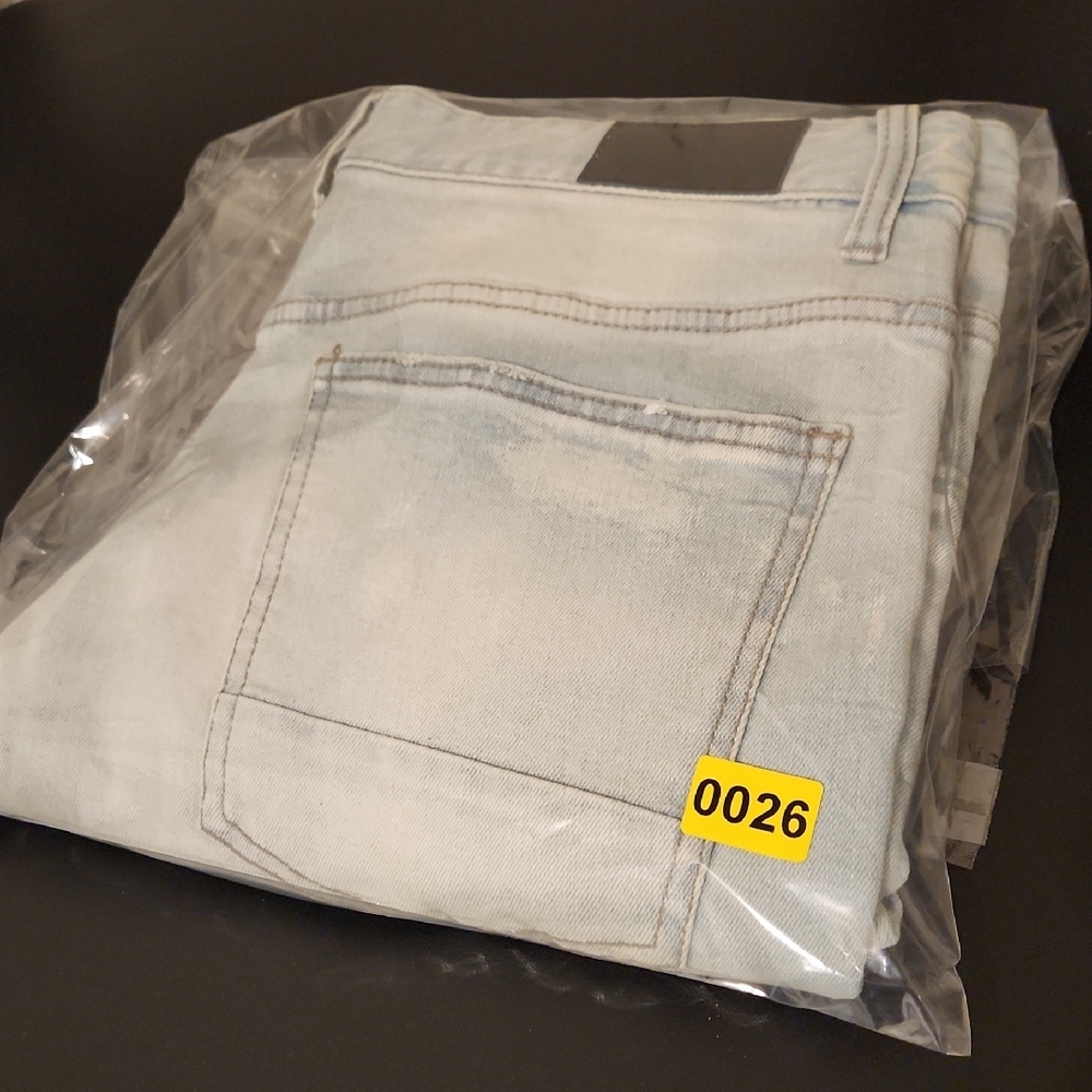 Smoke Rise Distressed Skinny Jeans - Picture 12 of 12